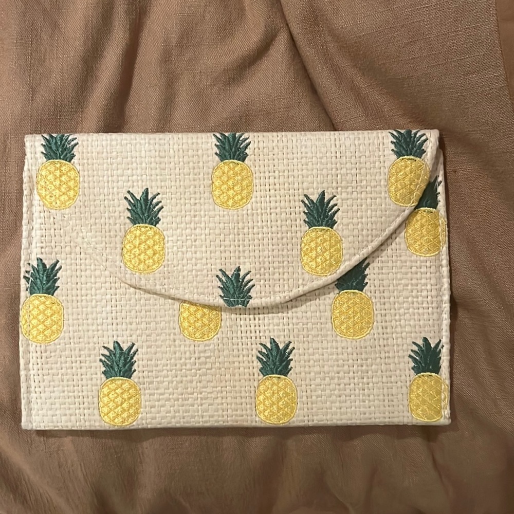 FOREVER 21 pineapple clutch. Never used.